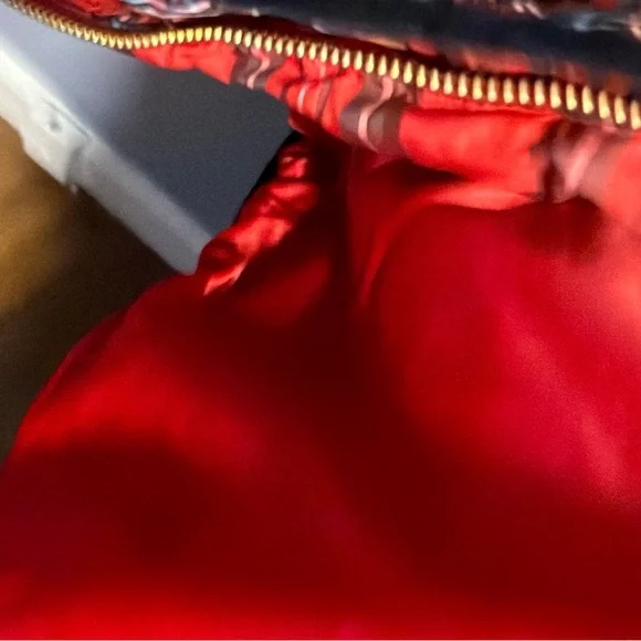 Talbots Red Plaid Quilted Jacket Black Trim Preppy Women’s medium - Picture 13 of 15